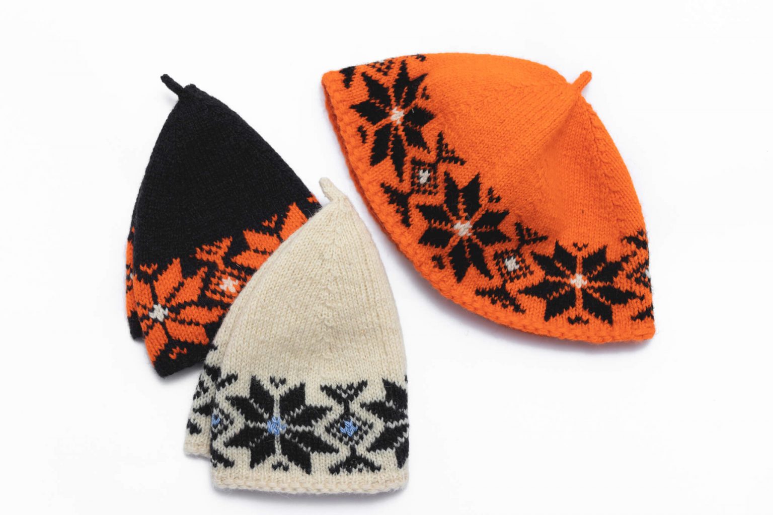 Traditional Muhu hat, hand knitted with traditional folk pattern - Muhu ...