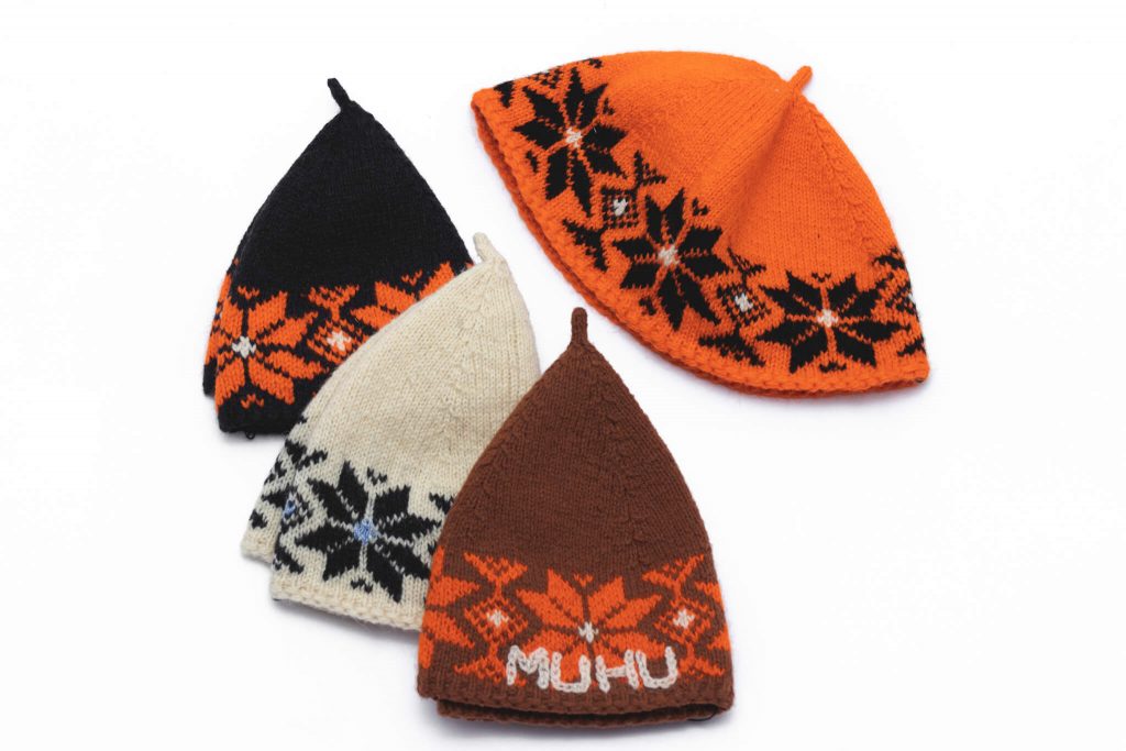 Traditional Muhu hat, hand knitted with traditional folk pattern - Muhu ...